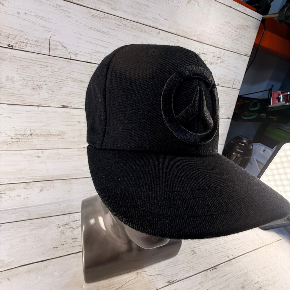 Blizzard Overwatch J!NX‎ Black Fitted Hat Wool Blend Embroidered Gaming Cap L/XL